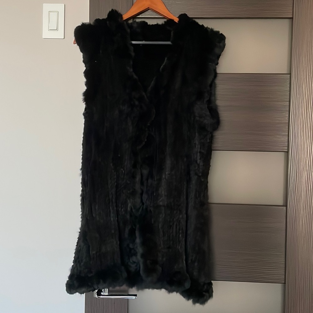 Love Token Black 100% Genuine Rabit Fur Vest Knit Panel Size Small